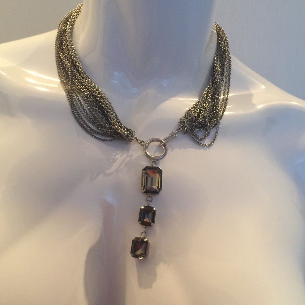 Cache Necklace, gray